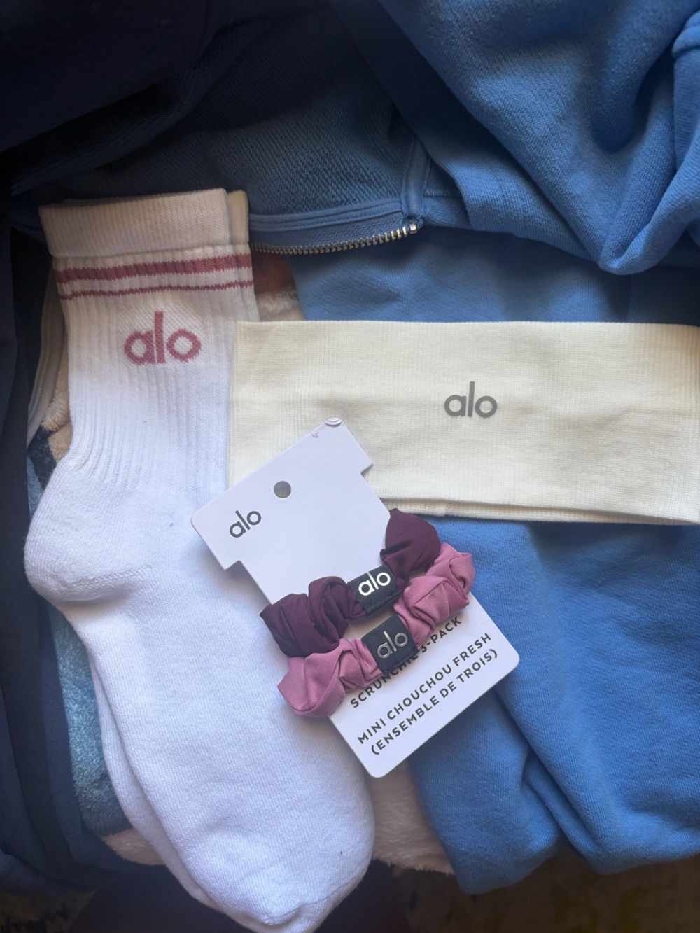ALO Yoga Wild Rose BUNDLE - socks & scrunchies